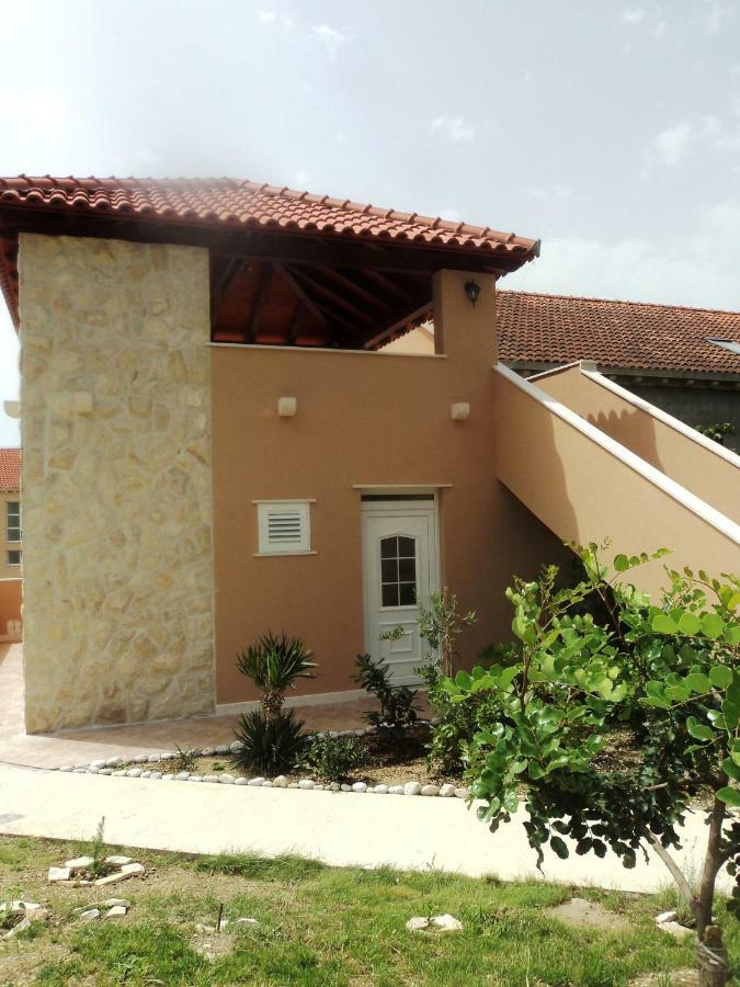 Karoma Sunroof Apartment Mlini Exterior photo